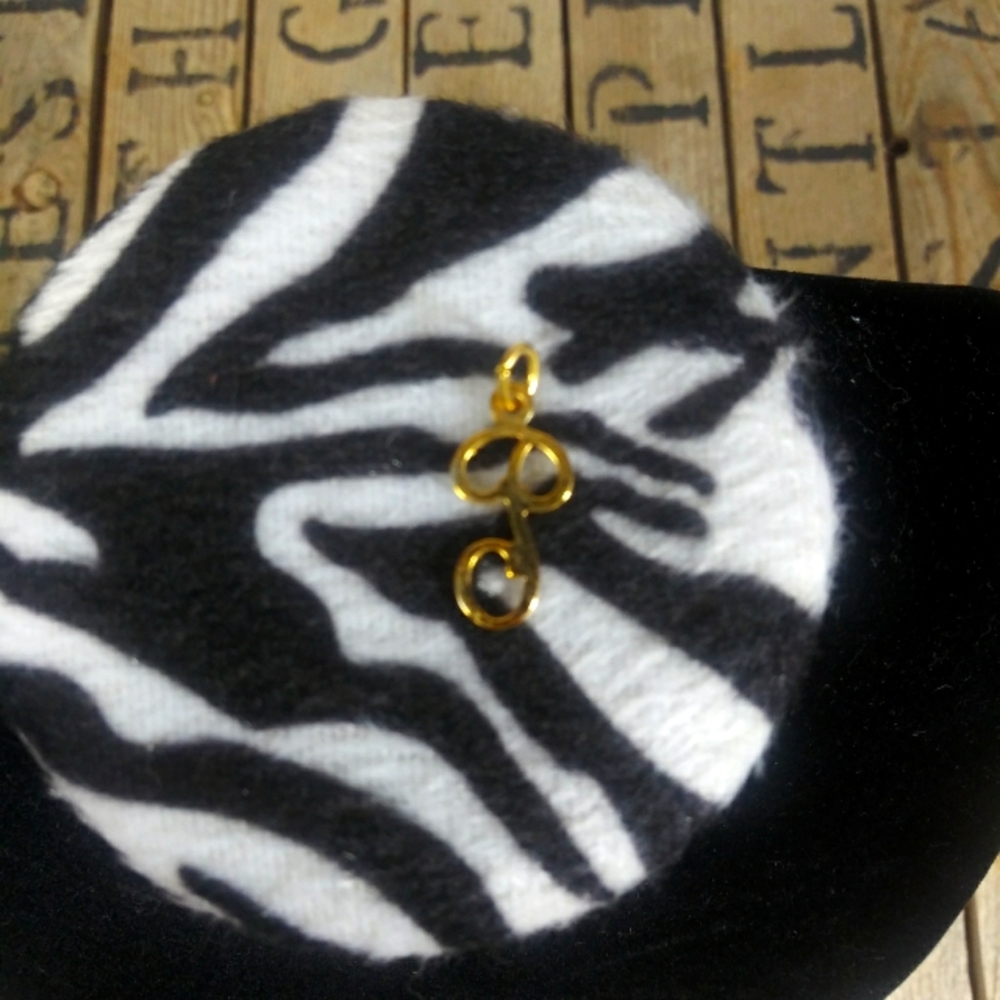 Vintage 1970s "P" Necklace Charm
